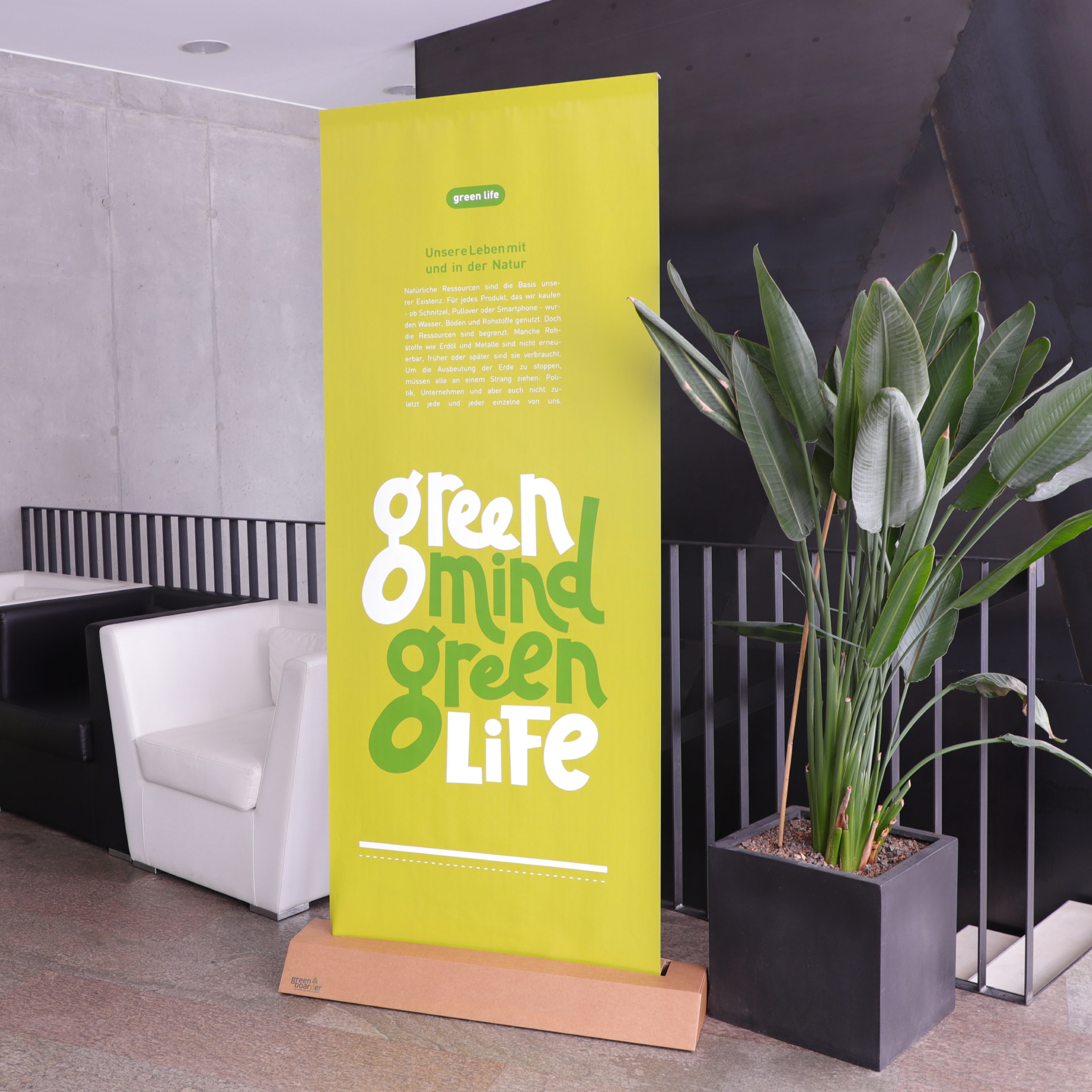 Roll-Up aus Karton 80x200cm